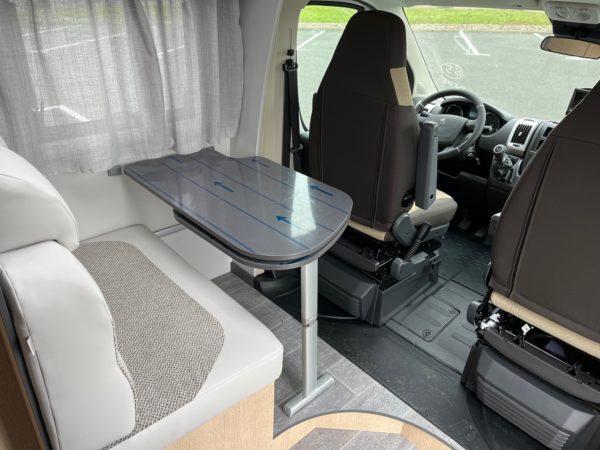 camping-car Giottiline compact c60