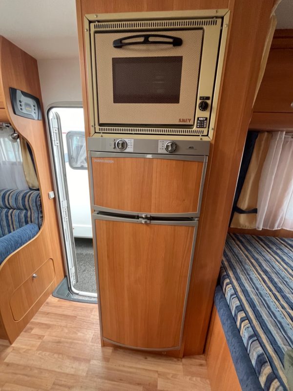 camping-car chausson welcome 85