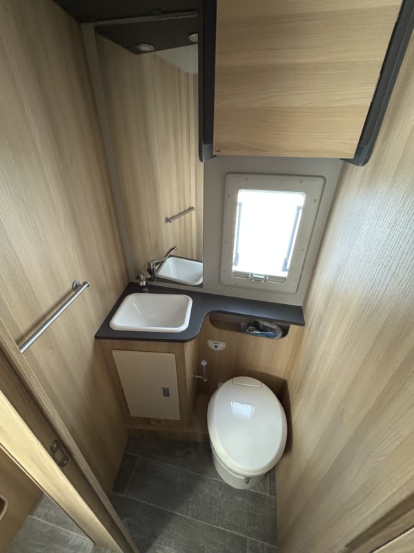 Location de camping-car 17