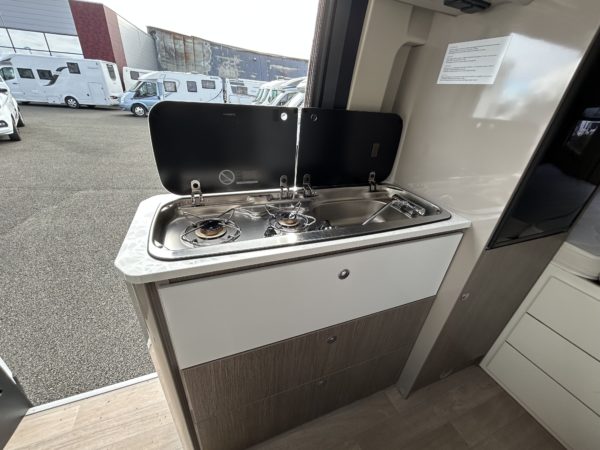 Fourgon Chausson VIP V594