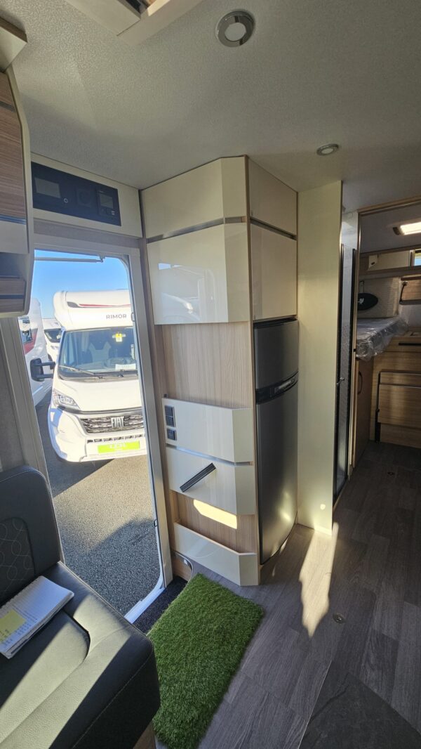Camping-car à La Rochelle (17)