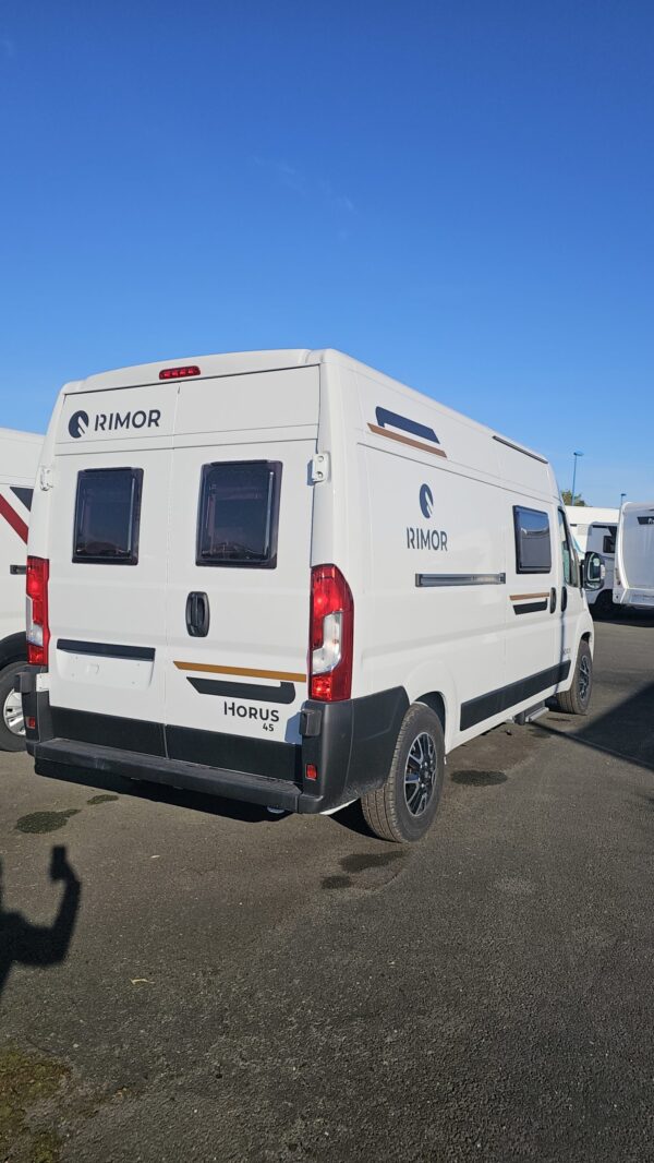 Location de camping-car à Niort (79)