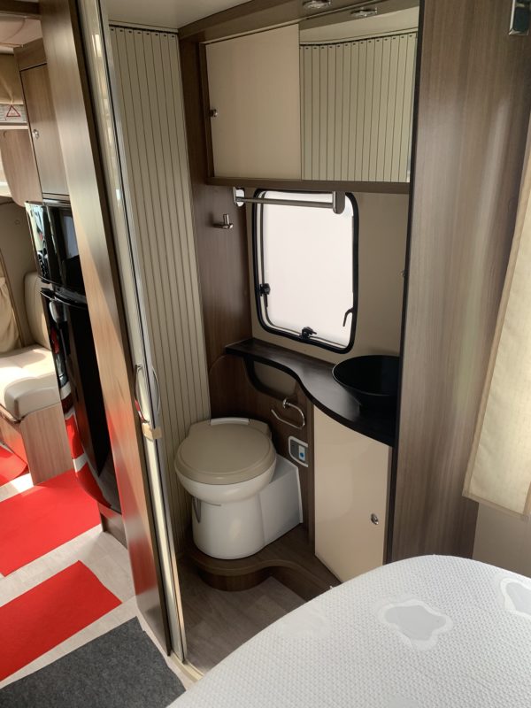 Location de camping-car 79
