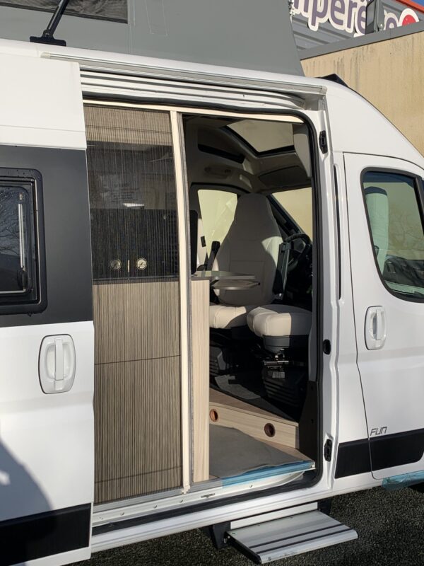Camping-car à La Rochelle (17)