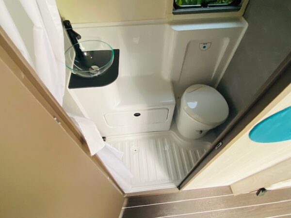 Camping-car à La Rochelle (17)