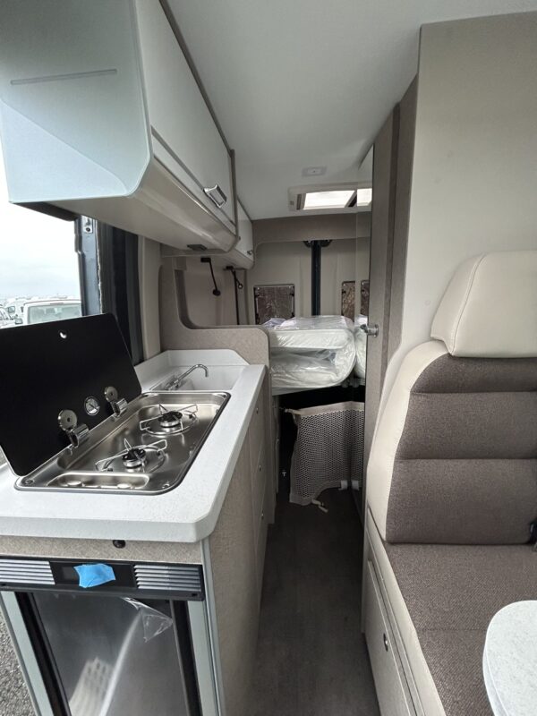 Camping-car à La Rochelle (17)