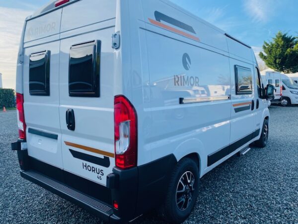 Acheter un camping-car à Niort (79)