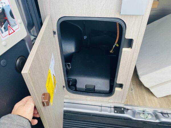 Location de camping-car à La Rochelle (17)