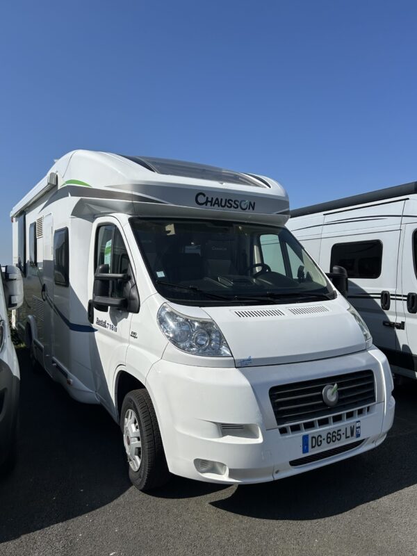 Acheter un camping-car à Niort (79)