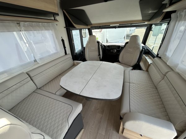Acheter un camping-car à Niort (79)