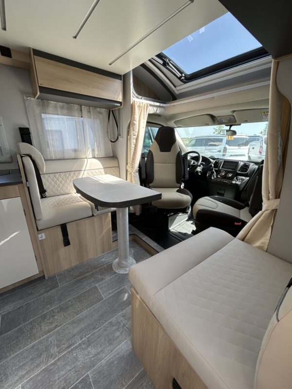 Concession de camping-car 85