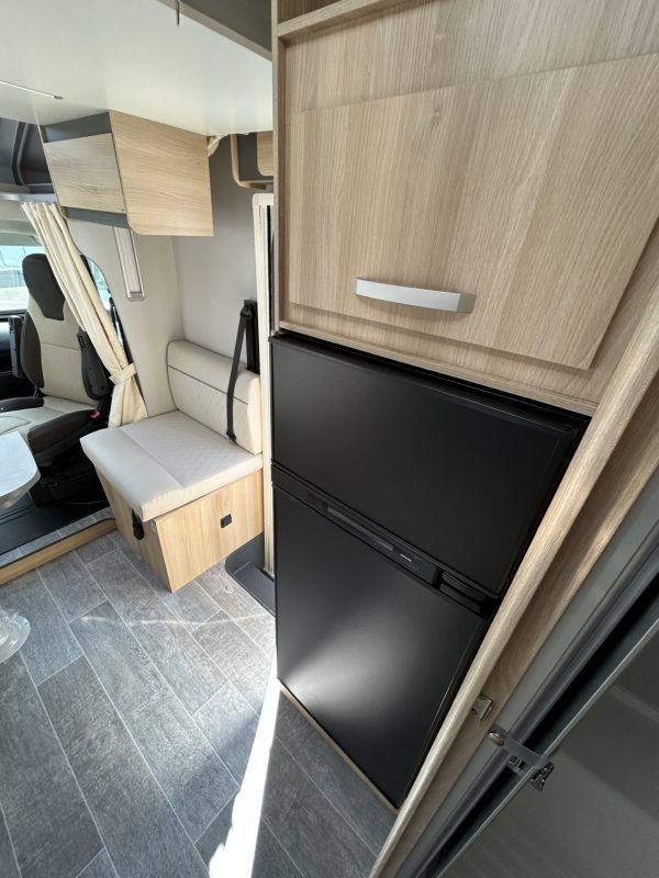 Camping-car à La Rochelle (17)