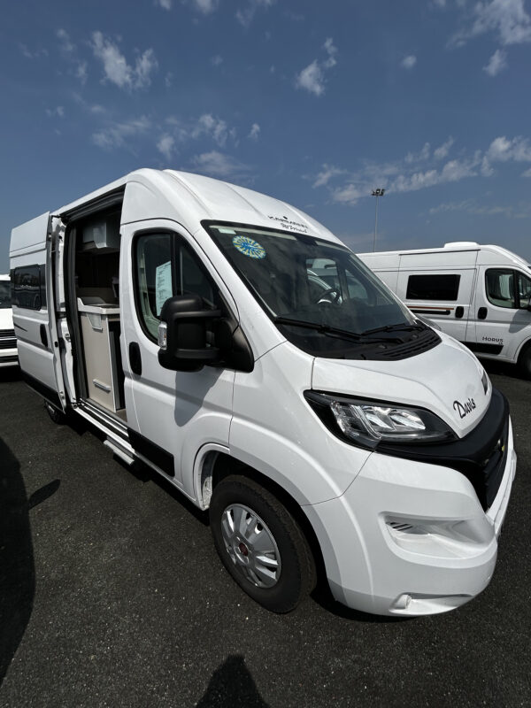 Location de camping-car à La Rochelle (17)