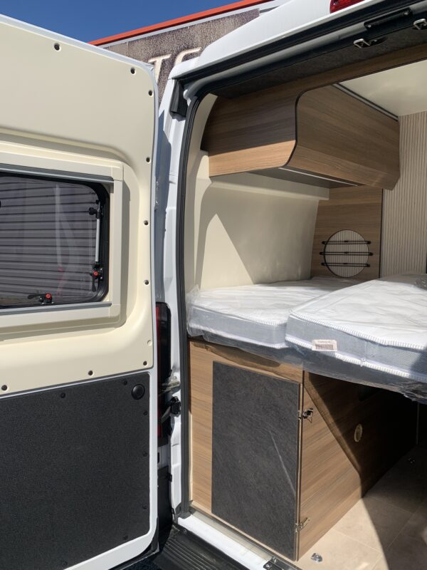 Acheter un camping-car à Niort (79)