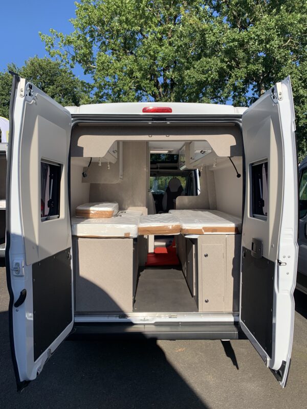 Camping-car à La Rochelle (17)