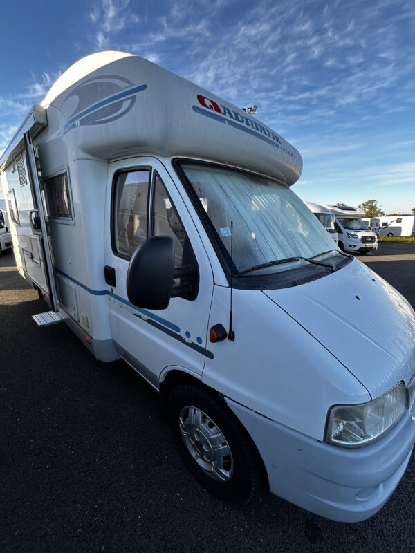 Location de camping-car à Niort (79)