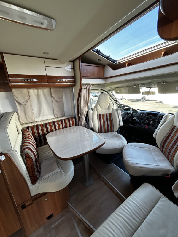 Fourgon aménagé en Vendée (85)